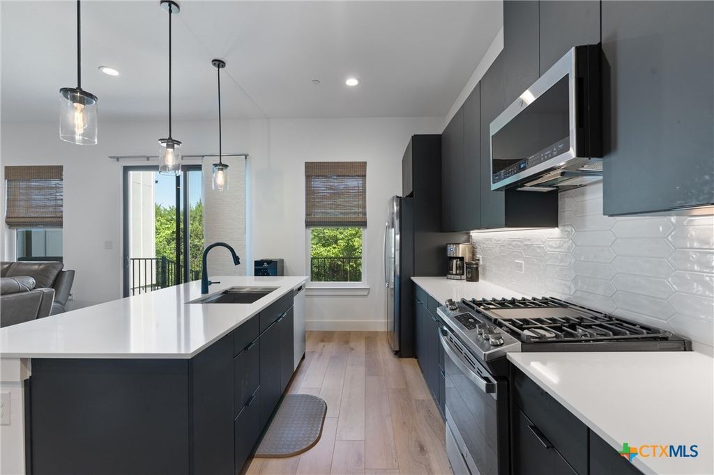 590 Old Mill Road 153, Cedar Park, TX 78613