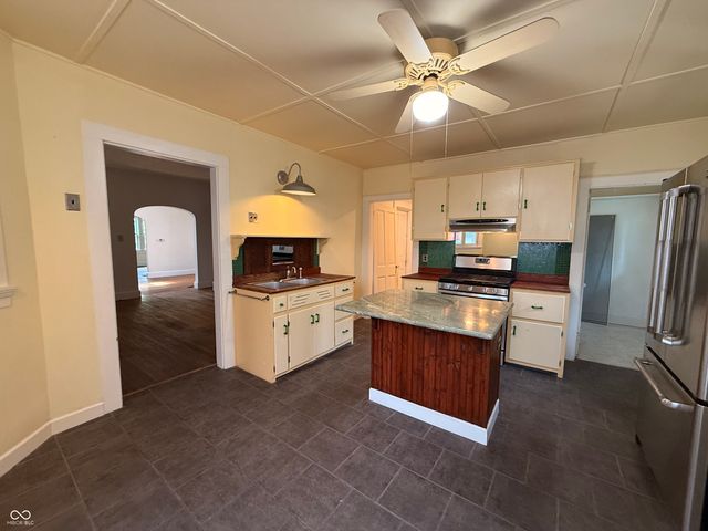 717 Noble Street, Indianapolis, IN 46203