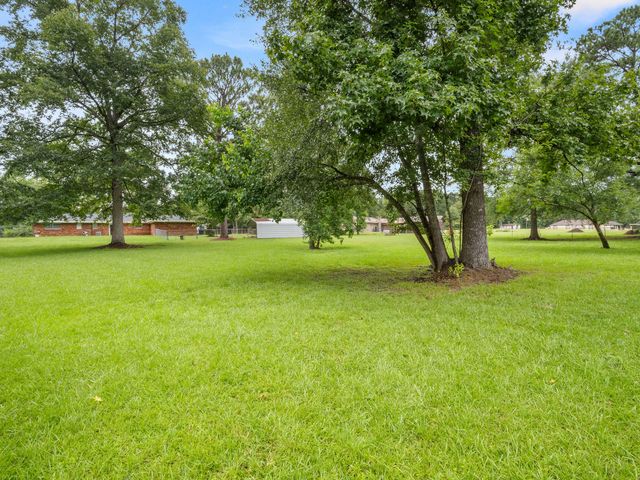 166 FOSTER ROAD, Leesville, LA 71446