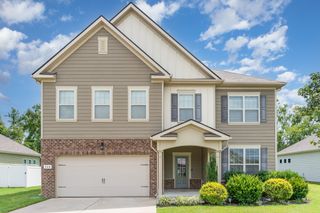 204 Princeton Dr, Lebanon, TN 37087