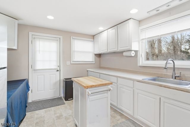 310 Boulevard Dr, Wayne Twp., NJ 07470