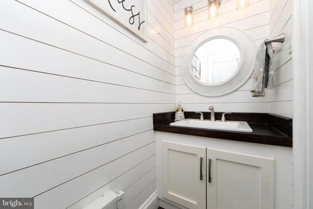 62 GRANT LN, Berlin, NJ 08009