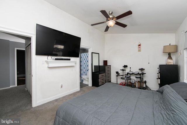 62 GRANT LN, Berlin, NJ 08009