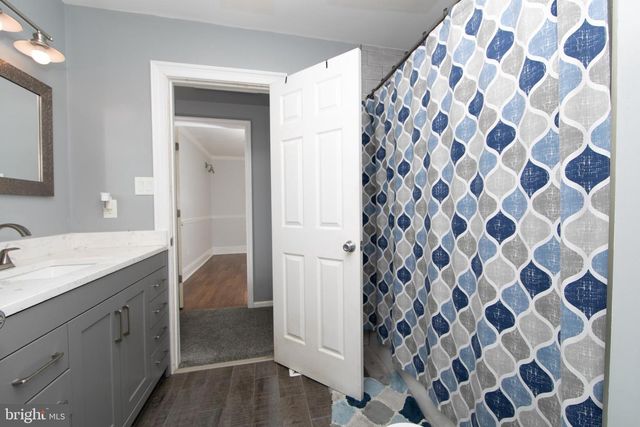 62 GRANT LN, Berlin, NJ 08009