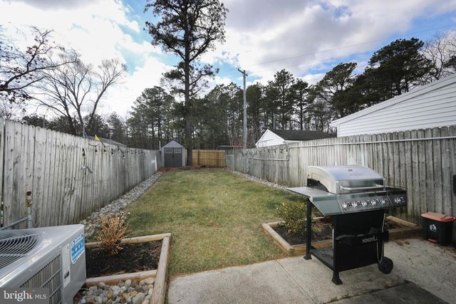 62 GRANT LN, Berlin, NJ 08009