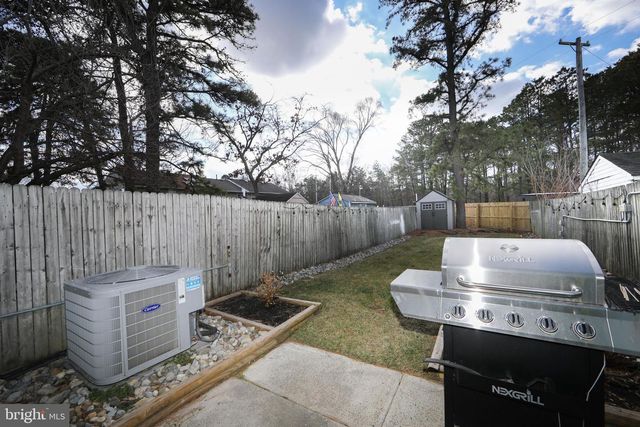 62 GRANT LN, Berlin, NJ 08009