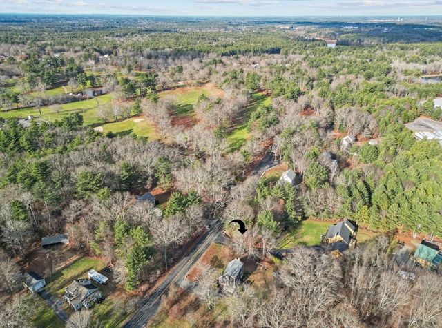 19 Leonard St, Lakeville, MA 02347