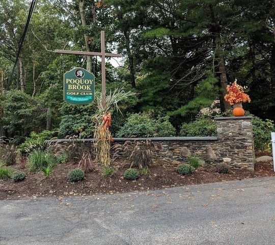 19 Leonard St, Lakeville, MA 02347