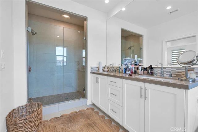 115 Halworth, Irvine, CA 92618