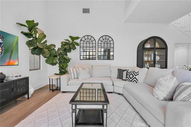 115 Halworth, Irvine, CA 92618