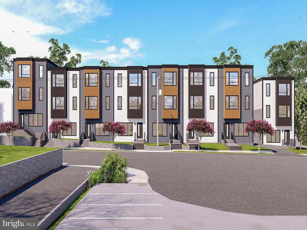 2530 B ELVANS RD SE, Washington, DC 20020