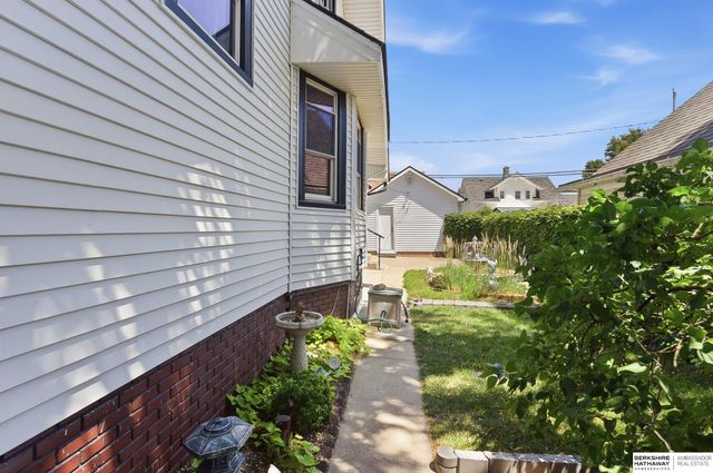 4115 S 13th Street, Omaha, NE 68107