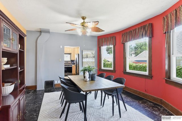 4115 S 13th Street, Omaha, NE 68107