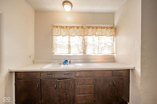 1403 Nichol Avenue, Anderson, IN 46016