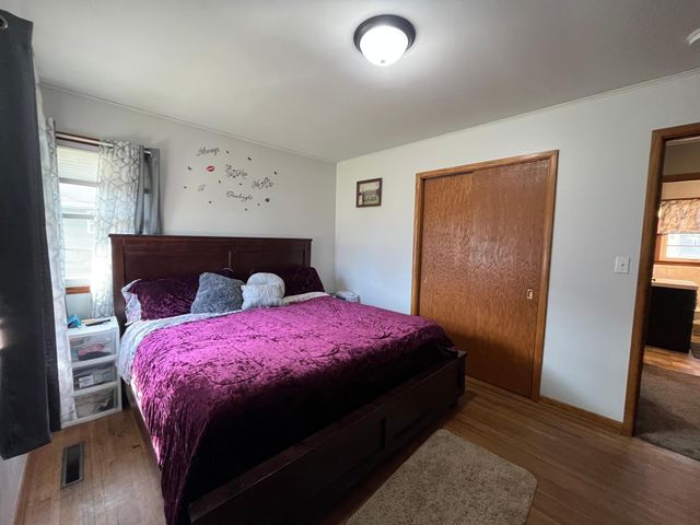 738 Center Street, Tracy, MN 56175