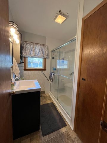 738 Center Street, Tracy, MN 56175