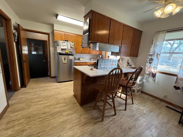 738 Center Street, Tracy, MN 56175