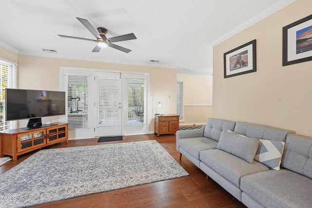 1101 Cotswold Court, Raleigh, NC 27609