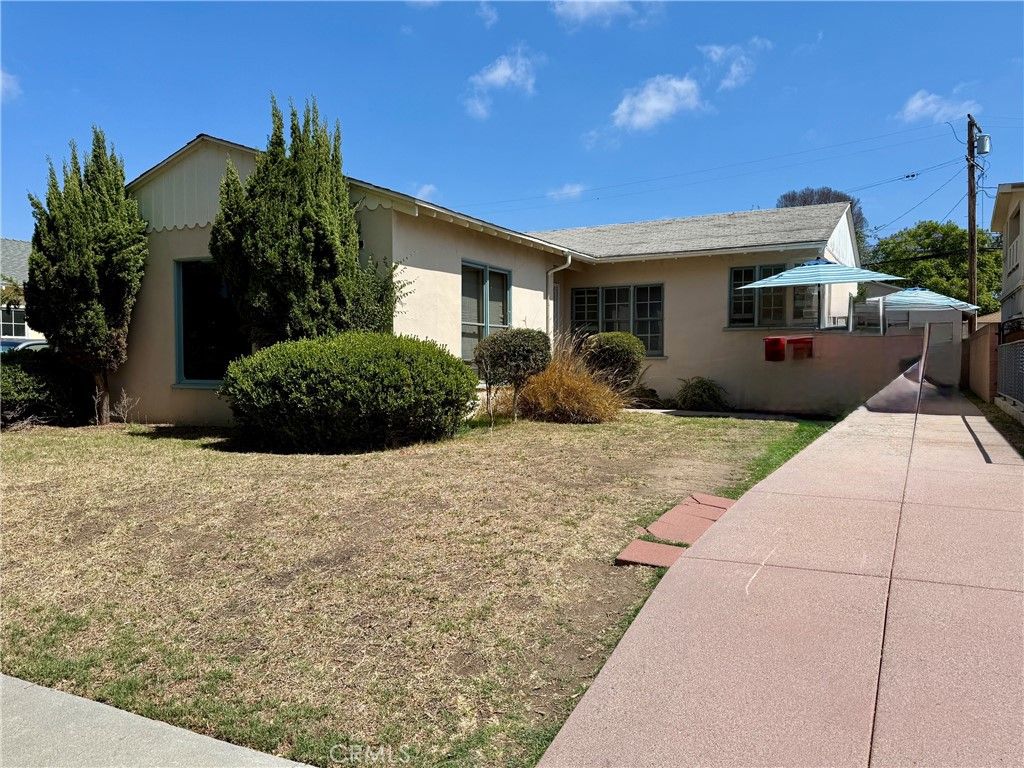 3246 Cerritos, Signal Hill, CA 90755 — exterior