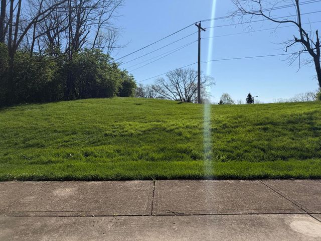 218 Langshire Court, Florence, KY 41042