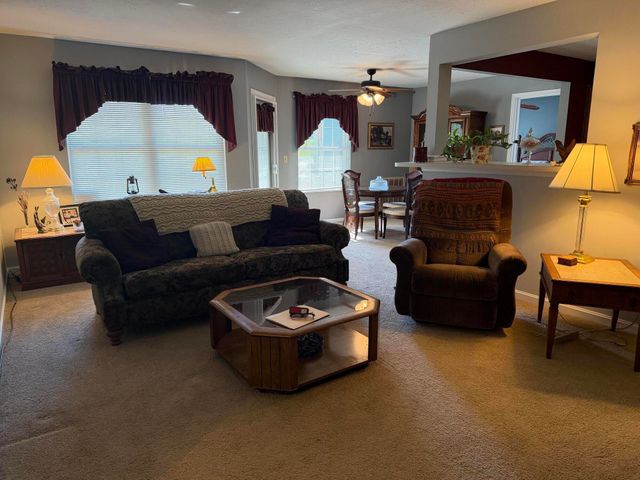 218 Langshire Court, Florence, KY 41042