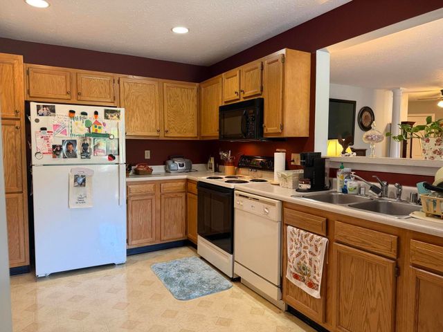 218 Langshire Court, Florence, KY 41042