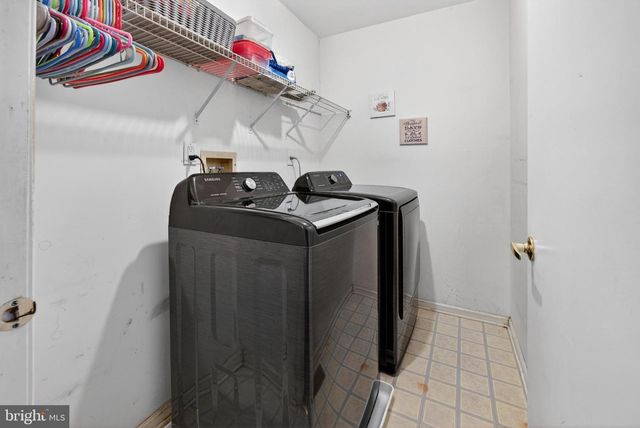 1303 WHARTON RD, Mount Laurel, NJ 08054