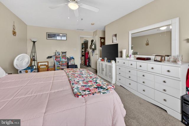 1303 WHARTON RD, Mount Laurel, NJ 08054