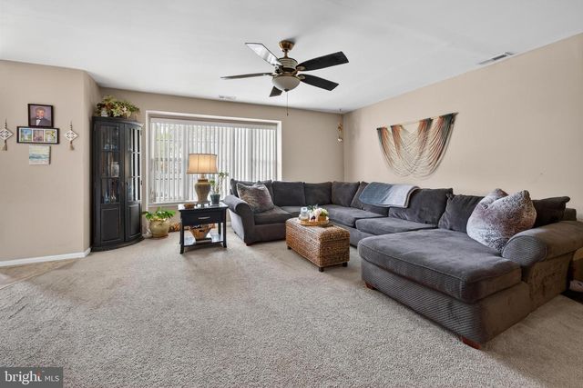1303 WHARTON RD, Mount Laurel, NJ 08054