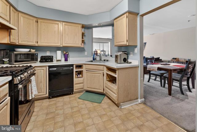 1303 WHARTON RD, Mount Laurel, NJ 08054