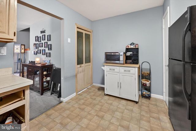 1303 WHARTON RD, Mount Laurel, NJ 08054