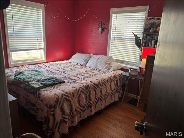 7724 General Sherman Lane, St Louis, MO 63123