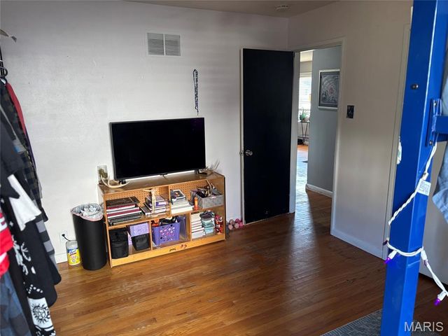 7724 General Sherman Lane, St Louis, MO 63123