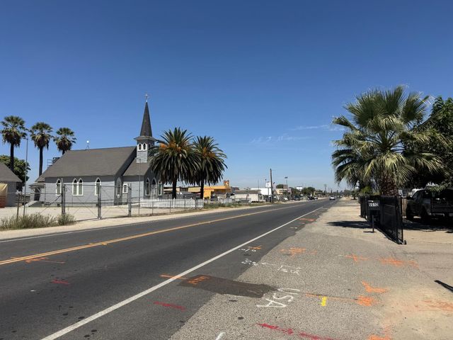 5528 S Elm Avenue, Fresno, CA 93706