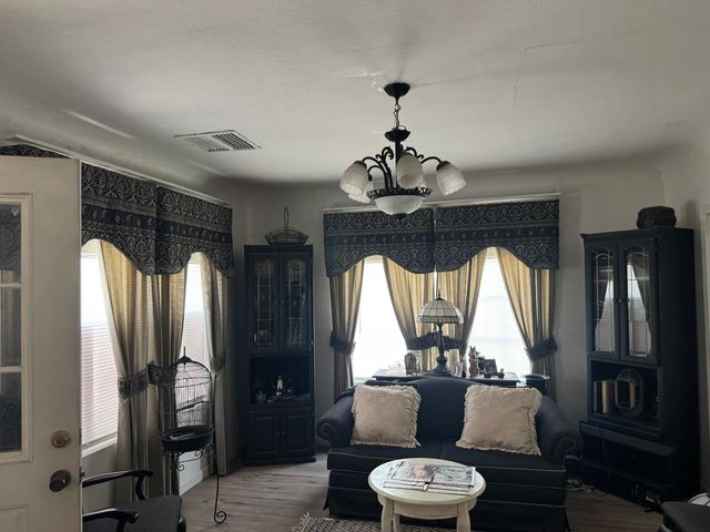 5528 S Elm Avenue, Fresno, CA 93706
