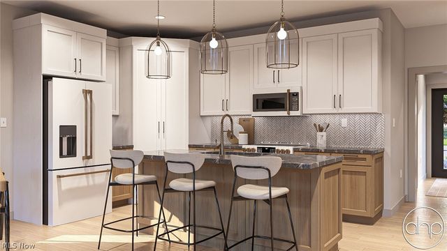 1518 Hopkins Avenue, Lakewood, OH 44107