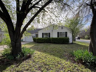 1726 N Ricketts Street, Sherman, TX 75092