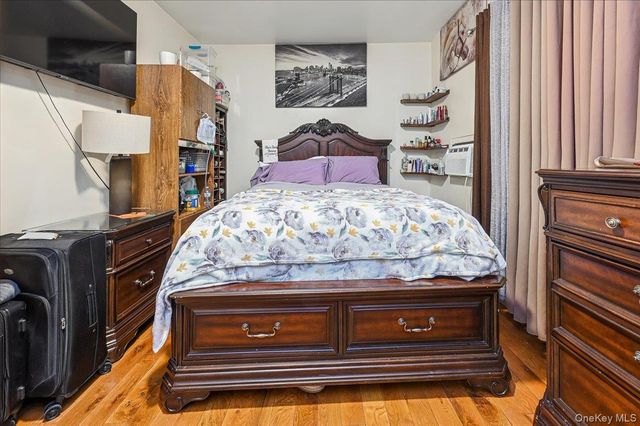 1065 Stell Place, Bronx, NY 10469