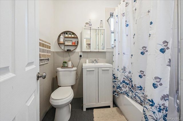 1065 Stell Place, Bronx, NY 10469