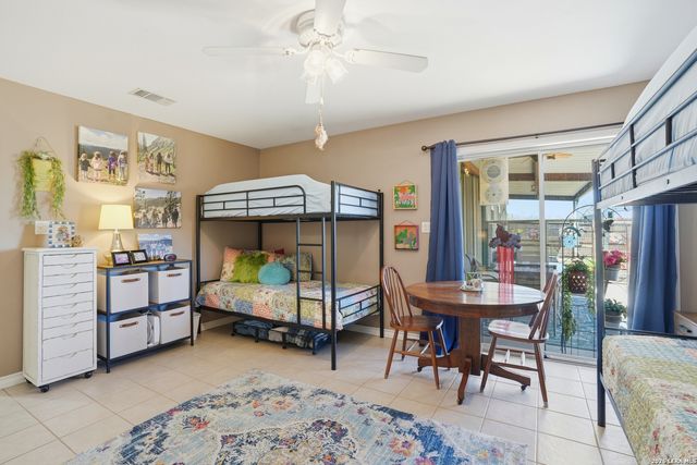 293 Woodrow Center, Kingsbury, TX 78638