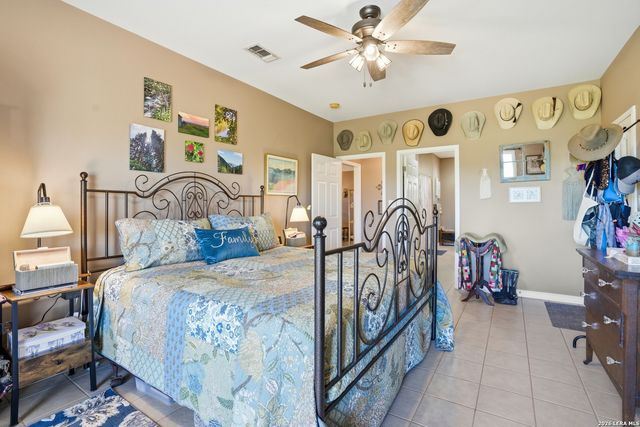 293 Woodrow Center, Kingsbury, TX 78638