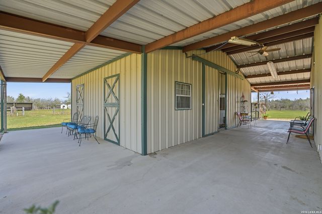 293 Woodrow Center, Kingsbury, TX 78638