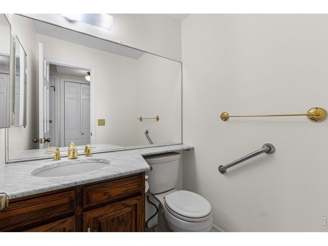 8018 E Phillips Cir, Centennial, CO 80112