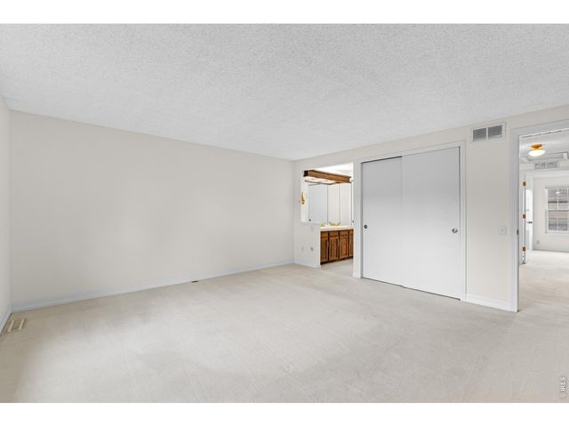 8018 E Phillips Cir, Centennial, CO 80112