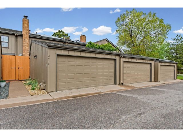 8018 E Phillips Cir, Centennial, CO 80112