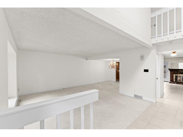 8018 E Phillips Cir, Centennial, CO 80112