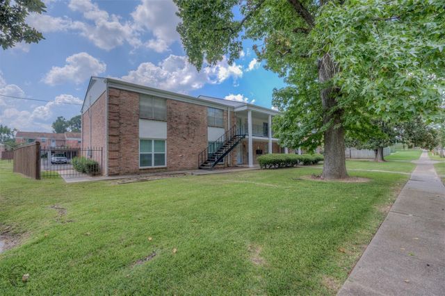 3820 Fairfield Avenue 35, Shreveport, LA 71104