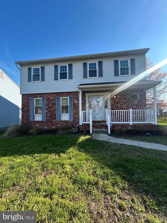 305 DOUBLE EAGLE DR, Linthicum Heights, MD 21090