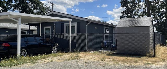 10711 W 9th Avenue Ct S, Tacoma, WA 98444