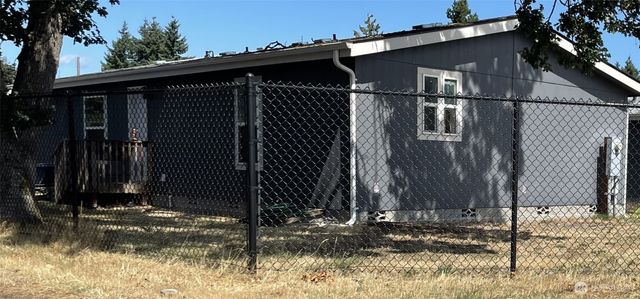 10711 W 9th Avenue Ct S, Tacoma, WA 98444